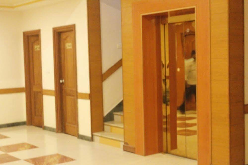 Hotel Chitra Park Tiruchchendūr Eksteriør bilde